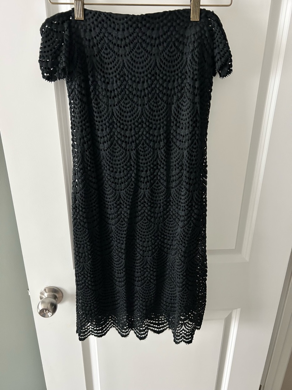 NWT Lilly Pulitzer Jade mini dress. Onyx scalloped shell lace